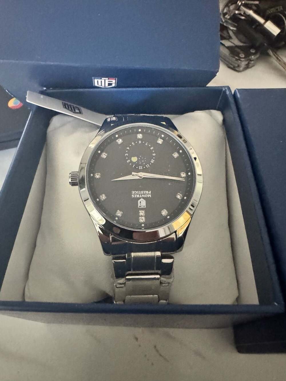 Montres Prestige Classic MPW-0364 Men's  Black Dial and Stainless Steel Band